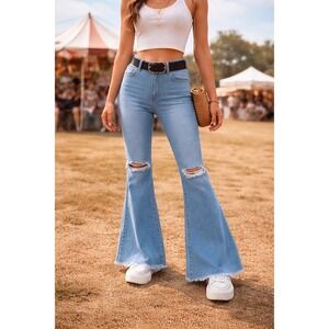 Denim Blvd Flare Jeans Womens 13 High Rise Raw Hem Wide Leg Bell Bottom Boho Y2K